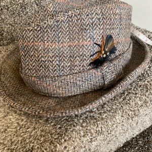 Vintage Pendleton fedora virgin wool hat. Very nice hat, just too small for me.